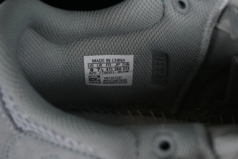 All Categories Ad Yeezy Coconut Series G Version Ad Yeezy Boost 700 "Inertia" EG7597 Kanye Coconut 700 3M Reflective Running Shoes